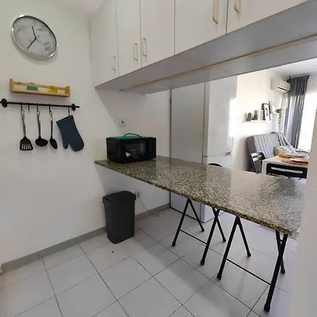 Apartment Just Oliver Holidays- Aquario Ii